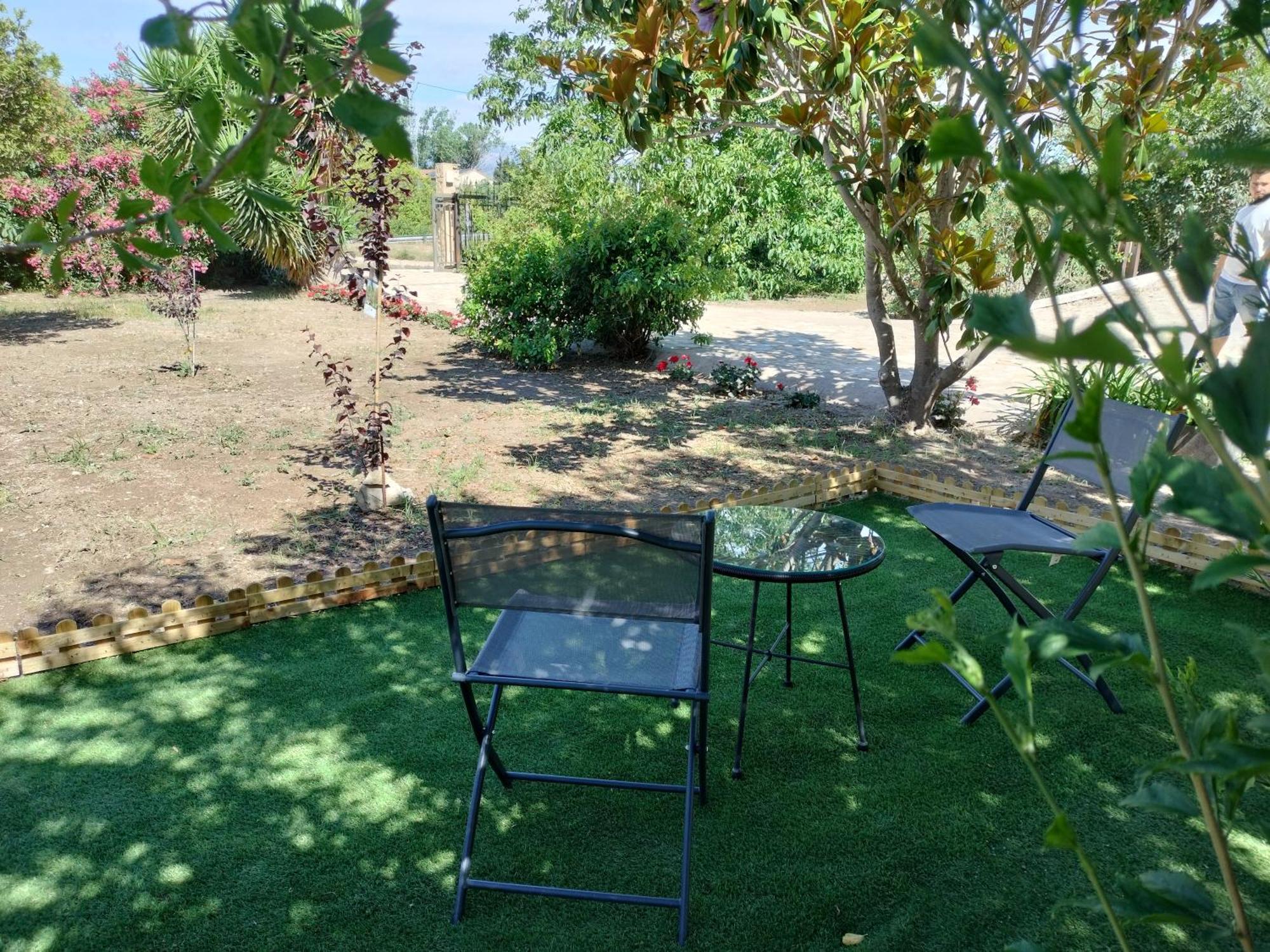 Masia Bernat Tortosa Bagian luar foto